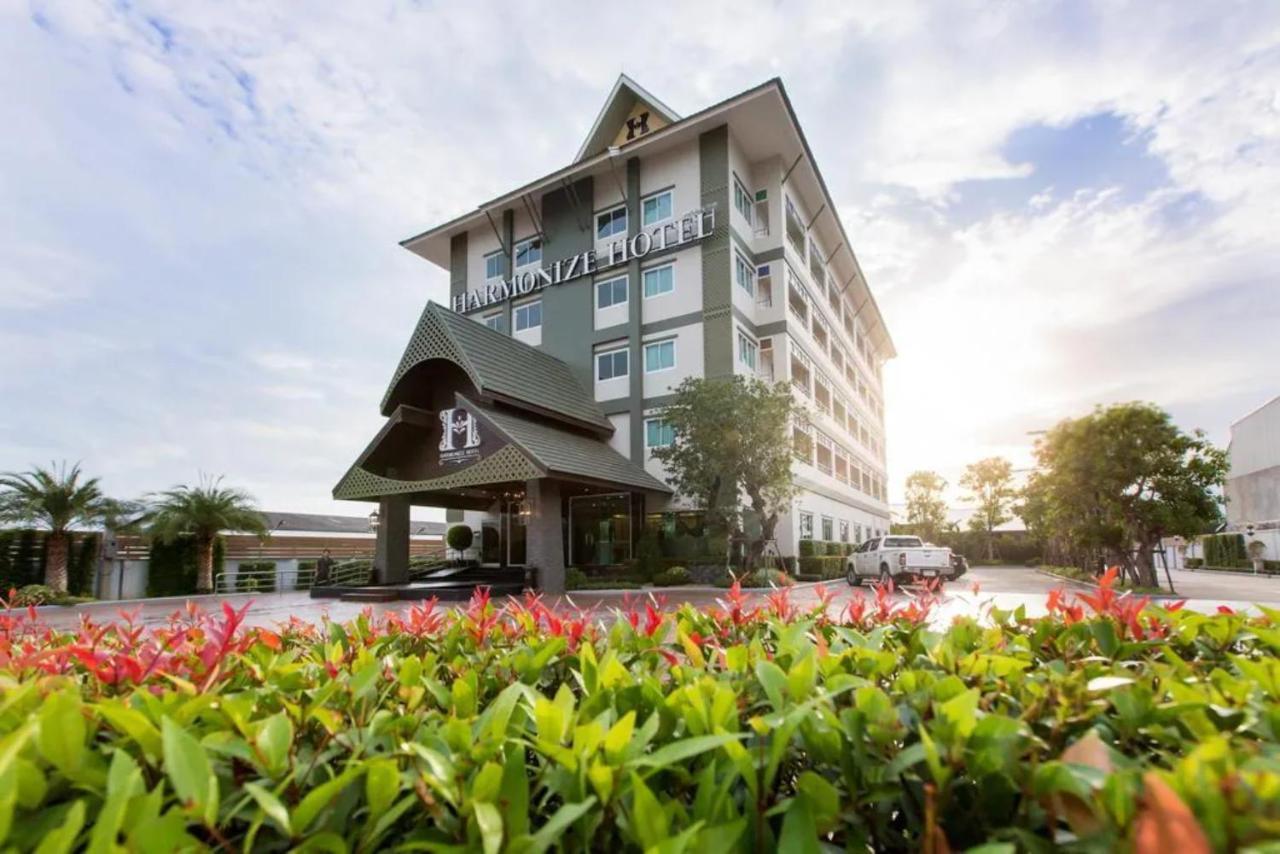 Harmonize Hotel- Sha Extra Plus Čiang Mai Exteriér fotografie
